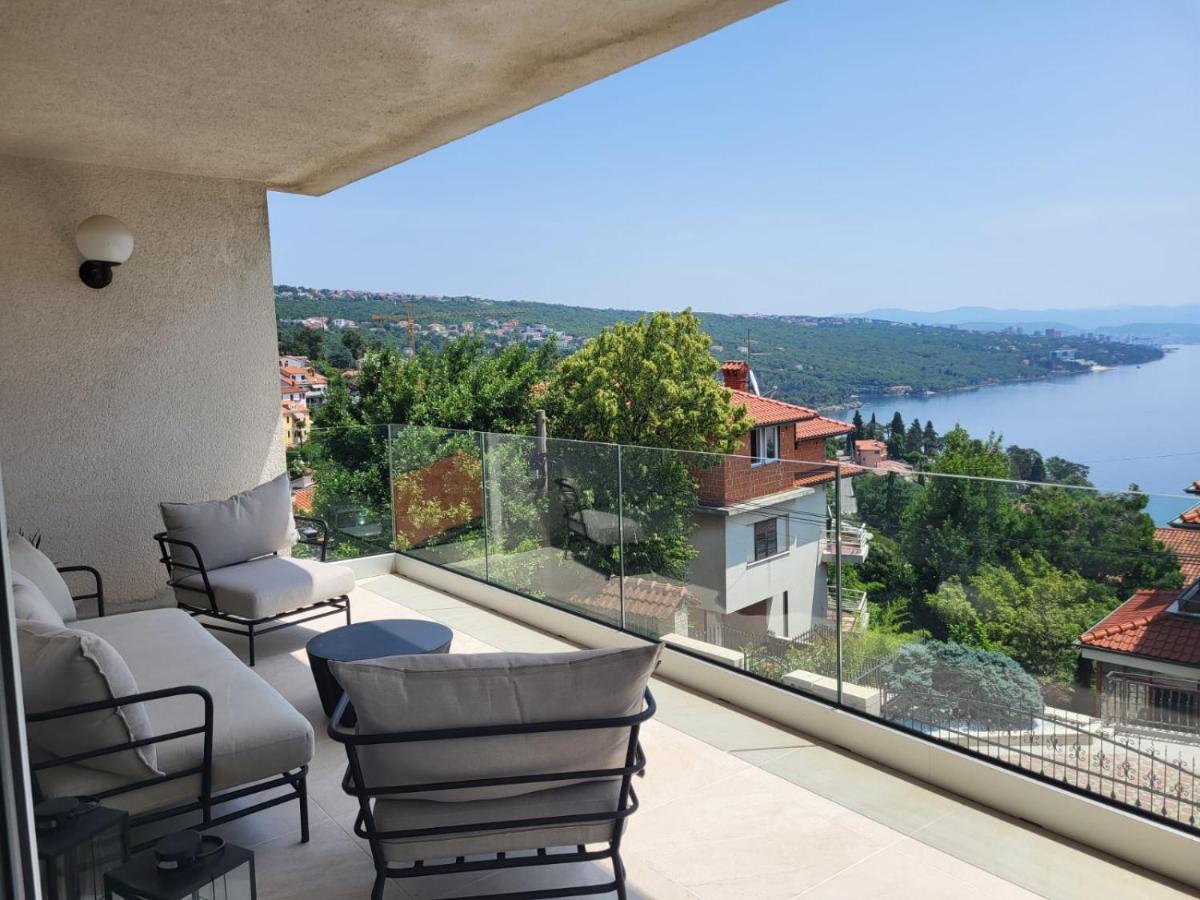 Premium Apartment With Beautiful Sea View, Short Walk To The Sea أوباتيا المظهر الخارجي الصورة