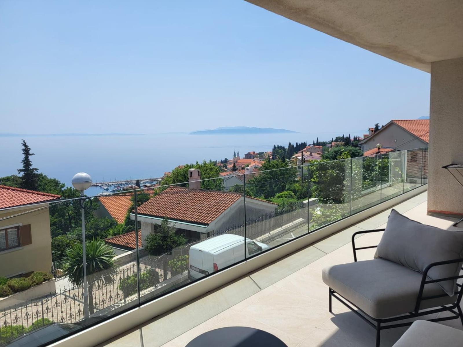 Premium Apartment With Beautiful Sea View, Short Walk To The Sea أوباتيا المظهر الخارجي الصورة